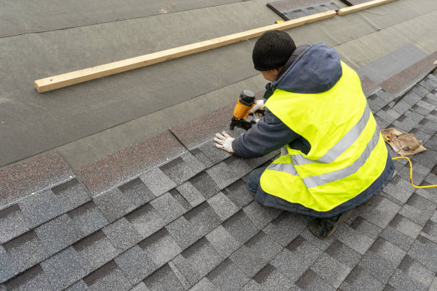 Best Flat Roof Repair Services  in Kalona, IA